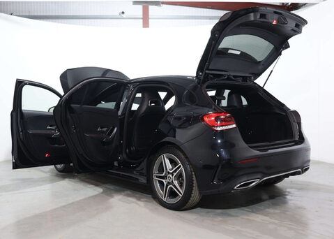 Mercedes-Benz A Class 1.3 A 200 AMG Line Exeutive Auto 5dr 55