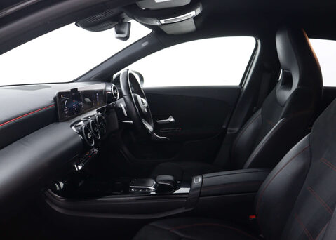 Mercedes-Benz A Class 1.3 A 200 AMG Line Exeutive Auto 5dr 44