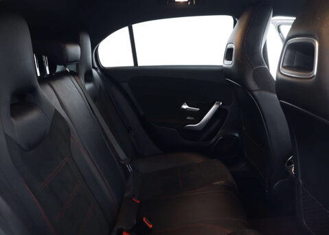 Mercedes-Benz A Class 1.3 A 200 AMG Line Exeutive Auto 5dr 48