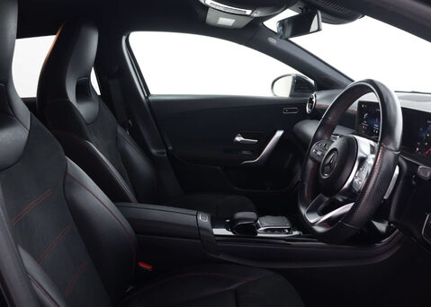 Mercedes-Benz A Class 1.3 A 200 AMG Line Exeutive Auto 5dr 40