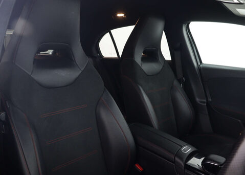 Mercedes-Benz A Class 1.3 A 200 AMG Line Exeutive Auto 5dr 41