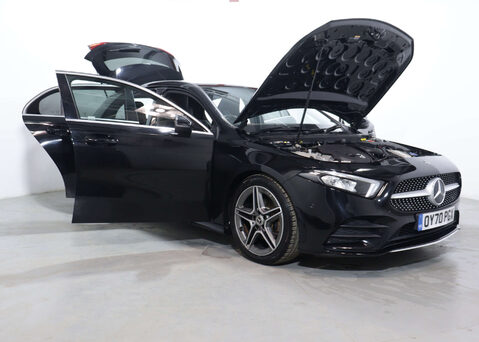 Mercedes-Benz A Class 1.3 A 200 AMG Line Exeutive Auto 5dr 51