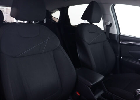 Hyundai TUCSON 1.6 Tucson SE Connect TGDi 5dr 43