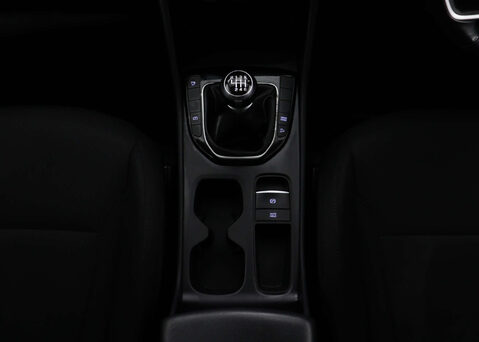 Hyundai TUCSON 1.6 Tucson SE Connect TGDi 5dr 17