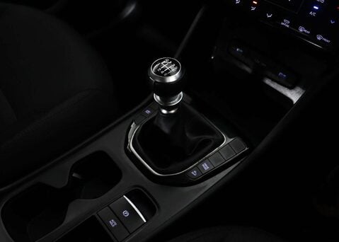 Hyundai TUCSON 1.6 Tucson SE Connect TGDi 5dr 38