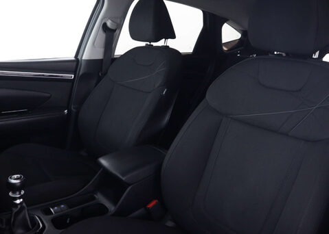 Hyundai TUCSON 1.6 Tucson SE Connect TGDi 5dr 46