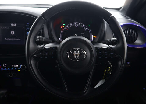 Toyota Aygo X 1.0 Aygo X Edge VVT-i Auto 5dr 16