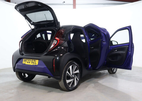 Toyota Aygo X 1.0 Aygo X Edge VVT-i Auto 5dr 48