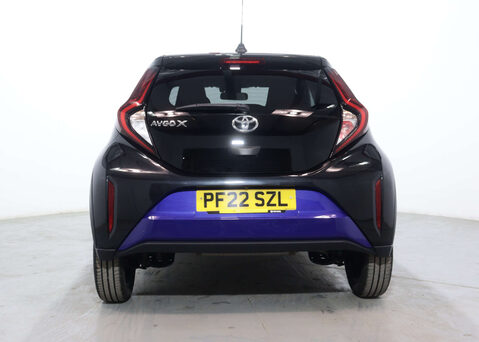 Toyota Aygo X 1.0 Aygo X Edge VVT-i Auto 5dr 10
