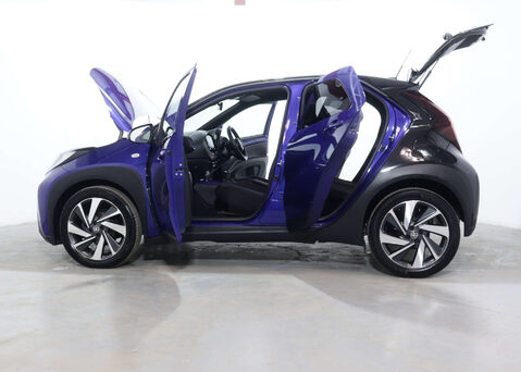 Toyota Aygo X 1.0 Aygo X Edge VVT-i Auto 5dr 45