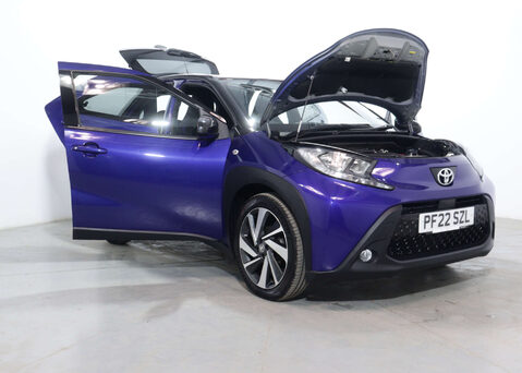 Toyota Aygo X 1.0 Aygo X Edge VVT-i Auto 5dr 42