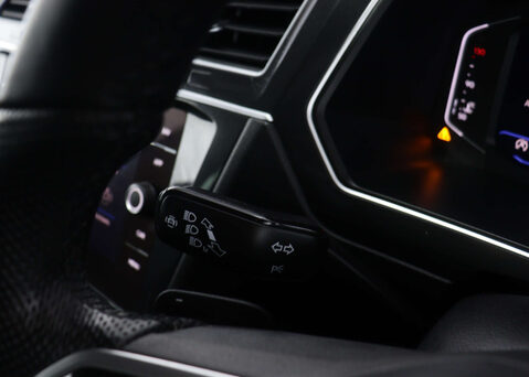 Volkswagen Tiguan 1.5 Tiguan R-Line TSi Semi-Auto 5dr 37