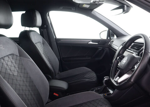 Volkswagen Tiguan 1.5 Tiguan R-Line TSi Semi-Auto 5dr 43