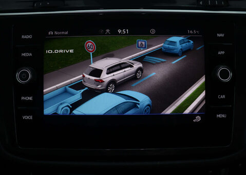 Volkswagen Tiguan 1.5 Tiguan R-Line TSi Semi-Auto 5dr 24