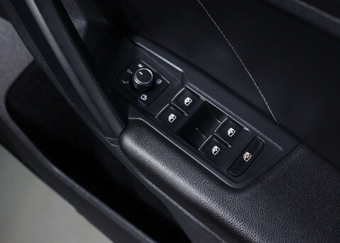 Volkswagen Tiguan 1.5 Tiguan R-Line TSi Semi-Auto 5dr 41