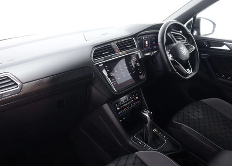 Volkswagen Tiguan 1.5 Tiguan R-Line TSi Semi-Auto 5dr 46