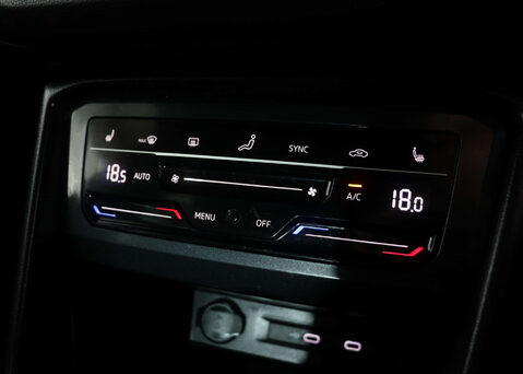 Volkswagen Tiguan 1.5 Tiguan R-Line TSi Semi-Auto 5dr 30