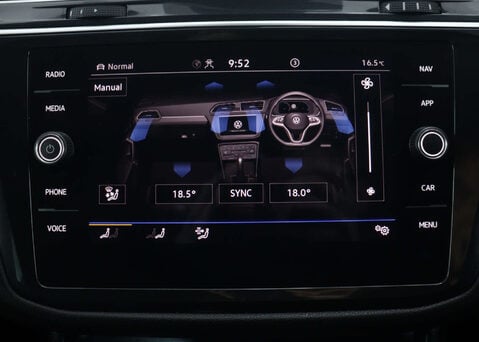 Volkswagen Tiguan 1.5 Tiguan R-Line TSi Semi-Auto 5dr 28