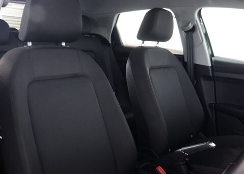 Audi A1 1.0 A1 Sportback 30 TFSI Technik Semi-Auto 5dr 39