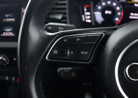 Audi A1 1.0 A1 Sportback 30 TFSI Technik Semi-Auto 5dr 30