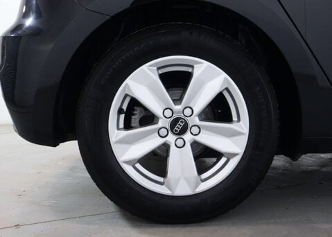 Audi A1 1.0 A1 Sportback 30 TFSI Technik Semi-Auto 5dr 13