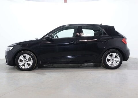 Audi A1 1.0 A1 Sportback 30 TFSI Technik Semi-Auto 5dr 8