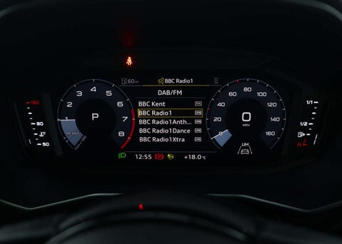 Audi A1 1.0 A1 Sportback 30 TFSI Technik Semi-Auto 5dr 17