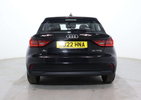 Audi A1 1.0 A1 Sportback 30 TFSI Technik Semi-Auto 5dr 10