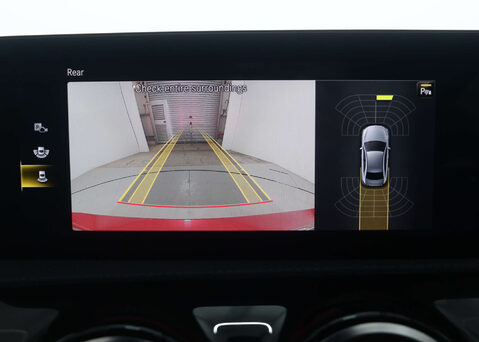 Mercedes-Benz A Class 1.3 A 180 AMG Line Edition Executive Auto 4dr 28