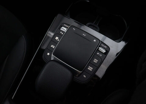 Mercedes-Benz A Class 1.3 A 180 AMG Line Edition Executive Auto 4dr 32