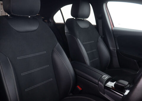 Mercedes-Benz A Class 1.3 A 180 AMG Line Edition Executive Auto 4dr 43