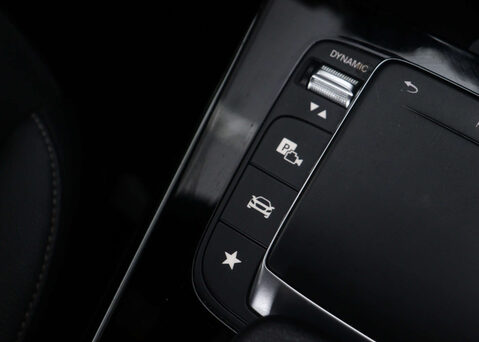 Mercedes-Benz A Class 1.3 A 180 AMG Line Edition Executive Auto 4dr 30