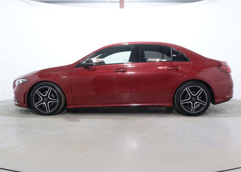 Mercedes-Benz A Class 1.3 A 180 AMG Line Edition Executive Auto 4dr 8
