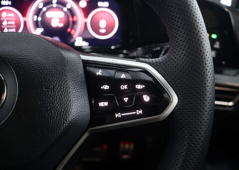 Volkswagen Golf 2.0 Golf GTD TDI Semi-Auto 5dr 35