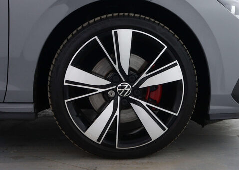 Volkswagen Golf 2.0 Golf GTD TDI Semi-Auto 5dr 14