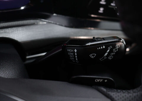 Volkswagen Golf 2.0 Golf GTD TDI Semi-Auto 5dr 37