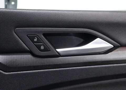 Volkswagen Golf 2.0 Golf GTD TDI Semi-Auto 5dr 39