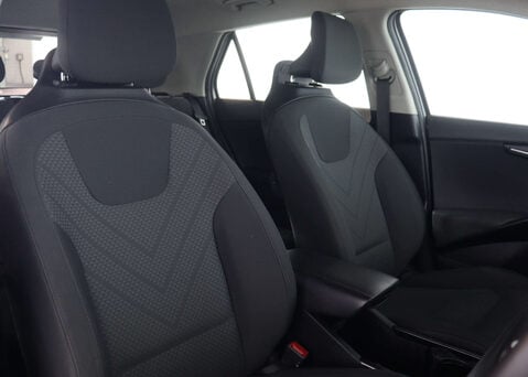 Kia Niro 1.6 Niro 2 HEV Semi-Auto 5dr 46