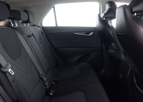 Kia Niro 1.6 Niro 2 HEV Semi-Auto 5dr 53