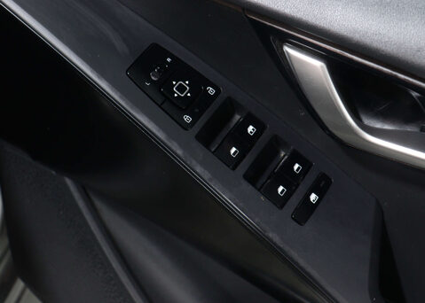 Kia Niro 1.6 Niro 2 HEV Semi-Auto 5dr 43