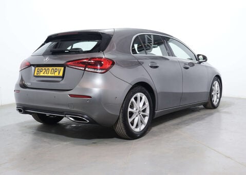 Mercedes-Benz A Class 1.3 A 200 Sport Exeutive Auto 5dr 11