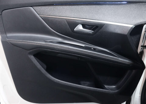 Peugeot 5008 1.5 5008 GT Line Premium Blue HDi S/S Auto 5dr 43