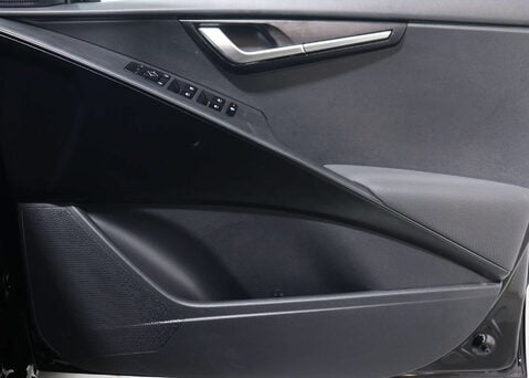 Kia Niro 1.6 Niro 2 HEV Semi-Auto 5dr 46