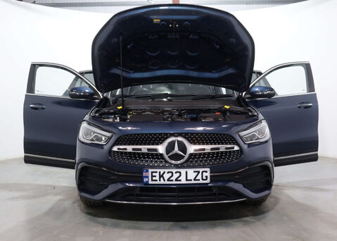 Mercedes-Benz GLA 1.3 GLA 180 AMG Line Premium Auto 5dr 51