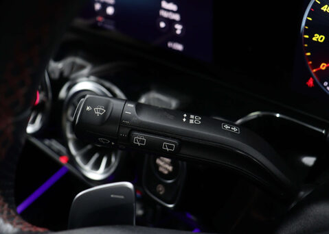 Mercedes-Benz GLA 1.3 GLA 180 AMG Line Premium Auto 5dr 35