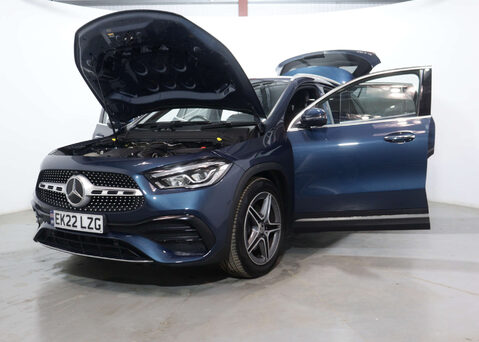 Mercedes-Benz GLA 1.3 GLA 180 AMG Line Premium Auto 5dr 52