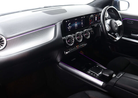 Mercedes-Benz GLA 1.3 GLA 180 AMG Line Premium Auto 5dr 43