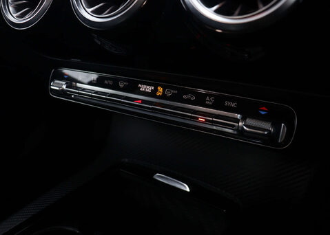 Mercedes-Benz CLA Class 1.3 CLA 180 AMG Line Premium Plus 2 Auto 4dr 31