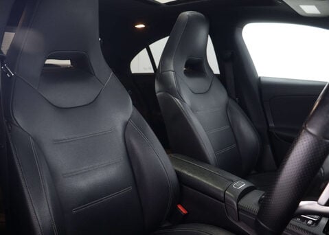 Mercedes-Benz CLA Class 1.3 CLA 180 AMG Line Premium Plus 2 Auto 4dr 44