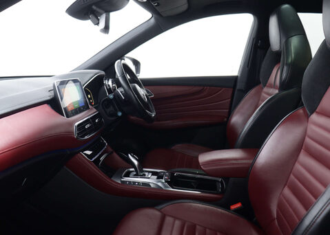 MG HS 1.5 HS Exclusive Semi-Auto 5dr 43